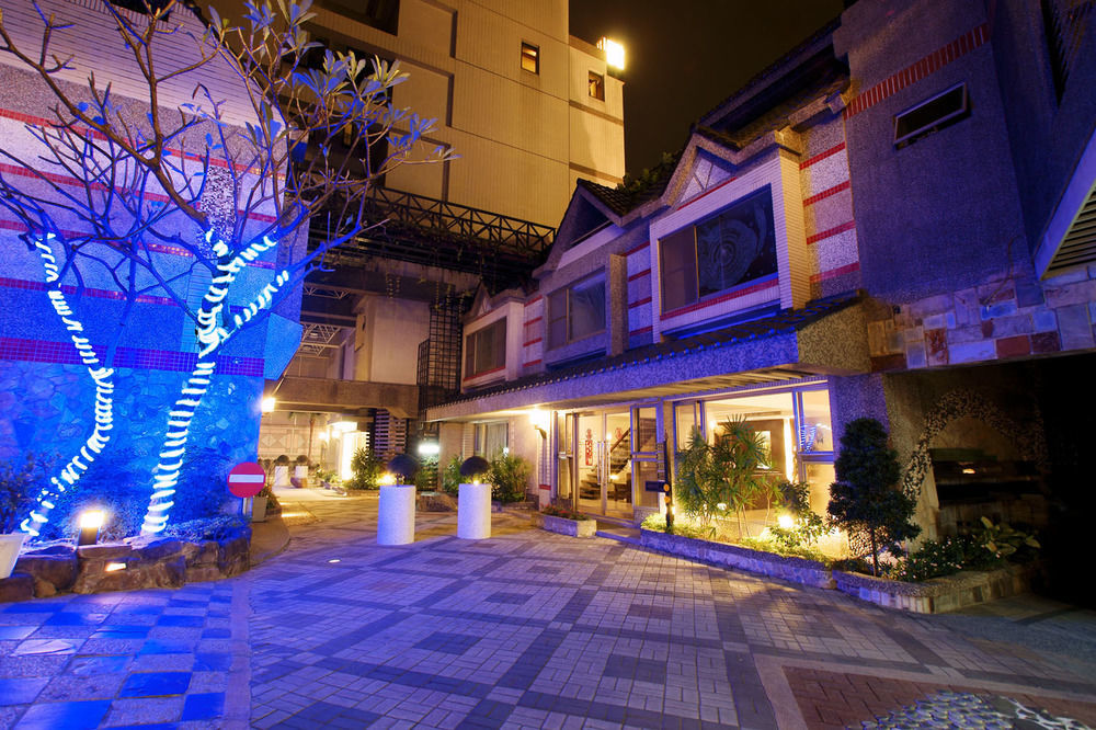 Yhc Hotel Tainan Exterior foto